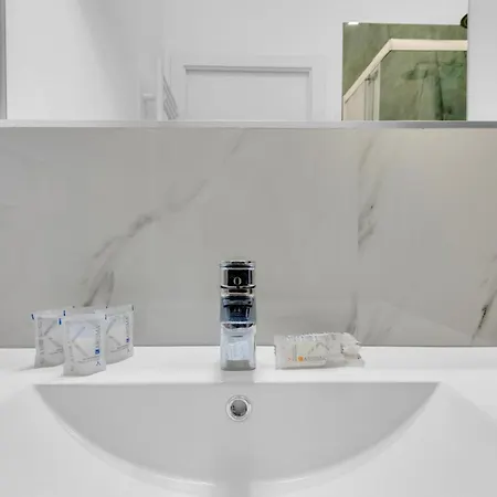 Cre9 -loreto - Duomo- - Modern - Apartment *